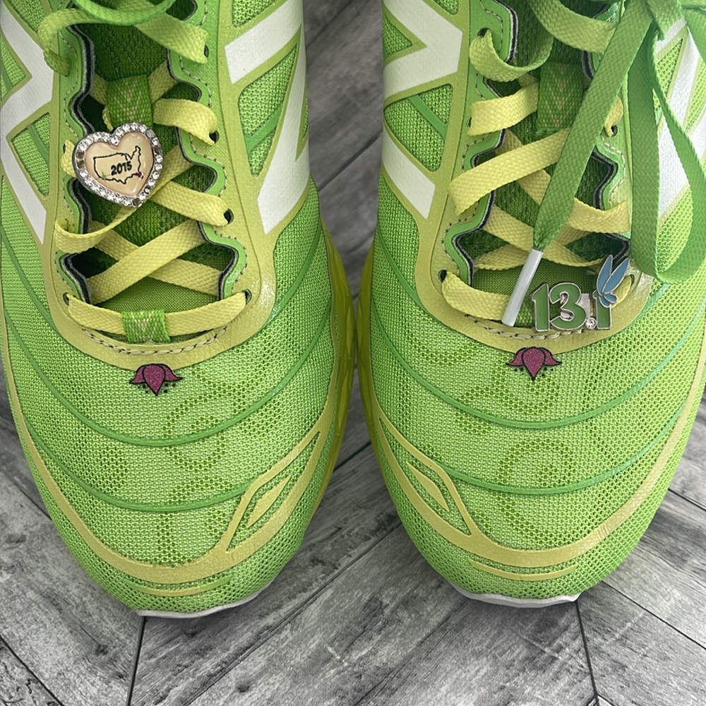 New Balance Green and Yellow Running Shoes Run Disney 2015 Tinker Bell Women’s - Picture 7 of 9